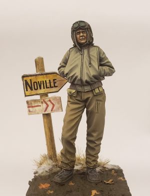 S2KF032 - US tank man in winter